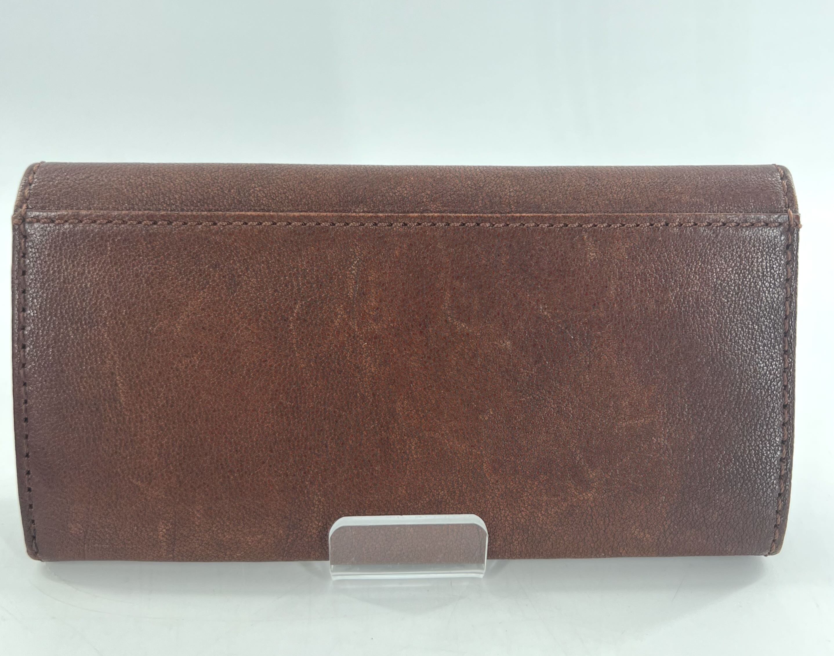 tri-fold wallet