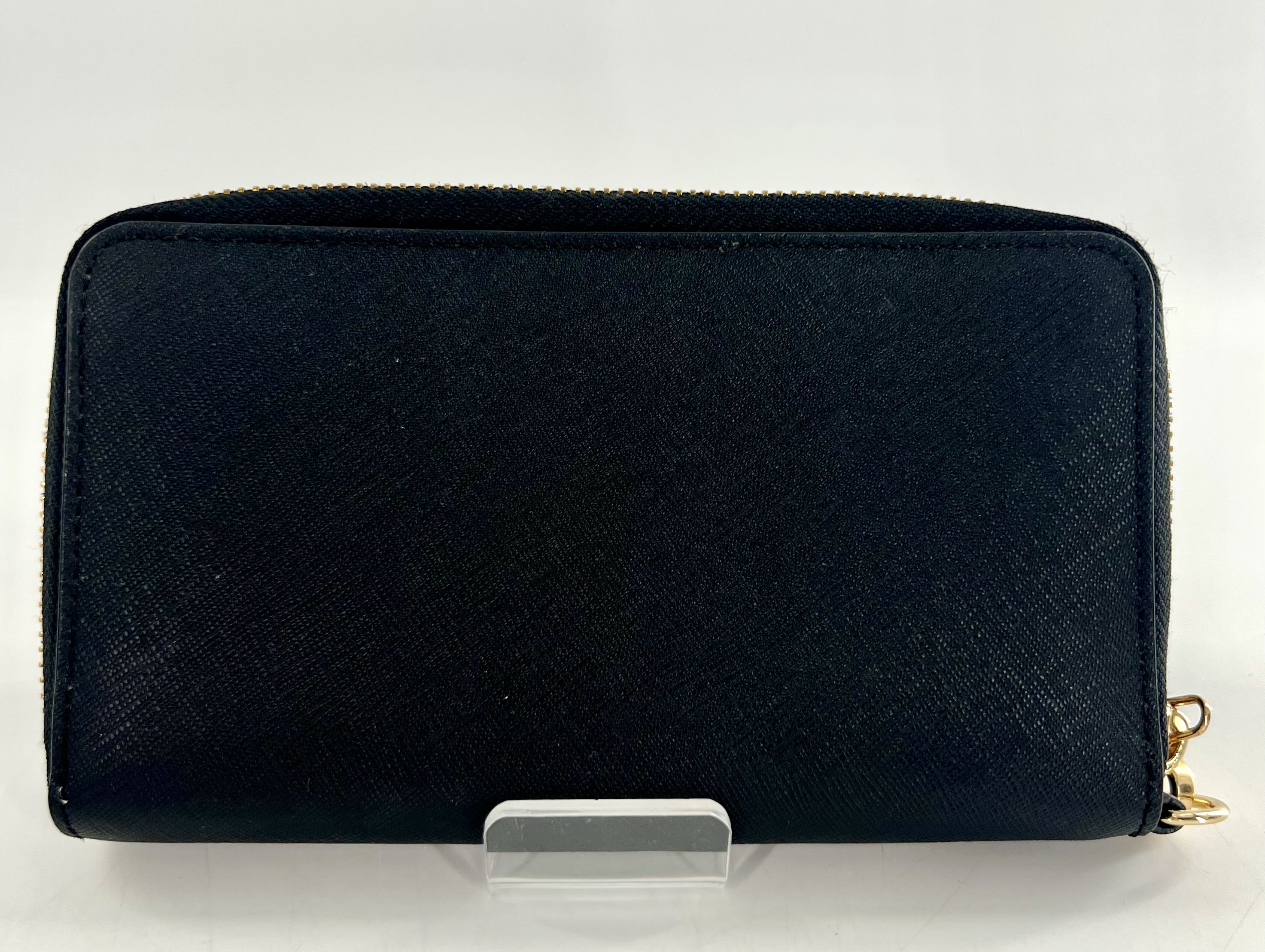 zip zround wallet
