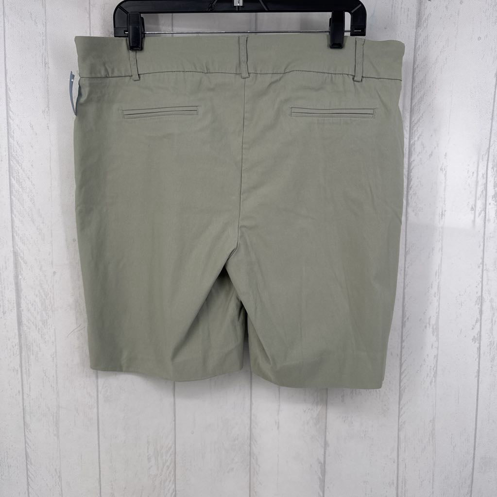 XL pull-on bermuda shorts