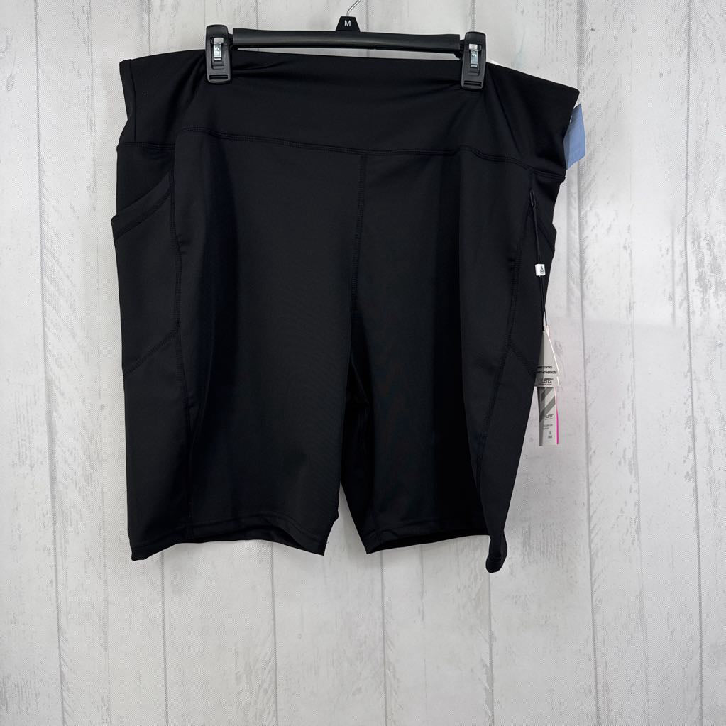 3X hi-rise shorts