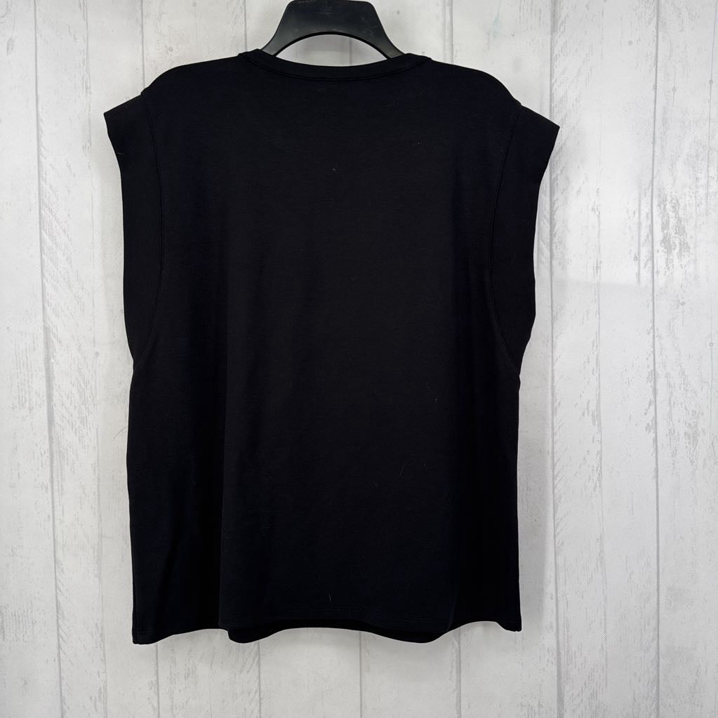 R69 L round neck button detail cap slv top