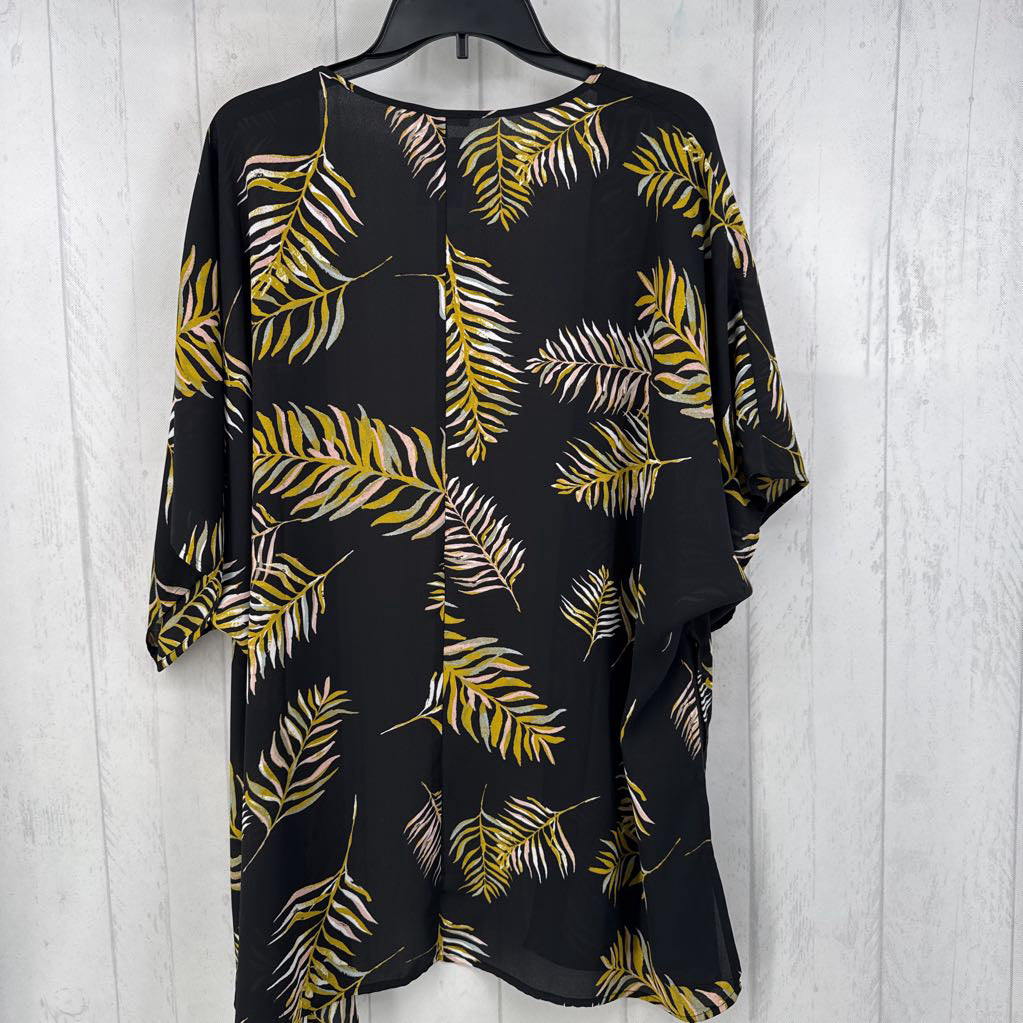L/XL leaf print ruana