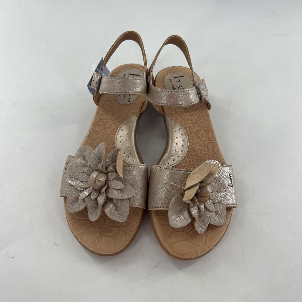 7 flower applique ankle strap sandals