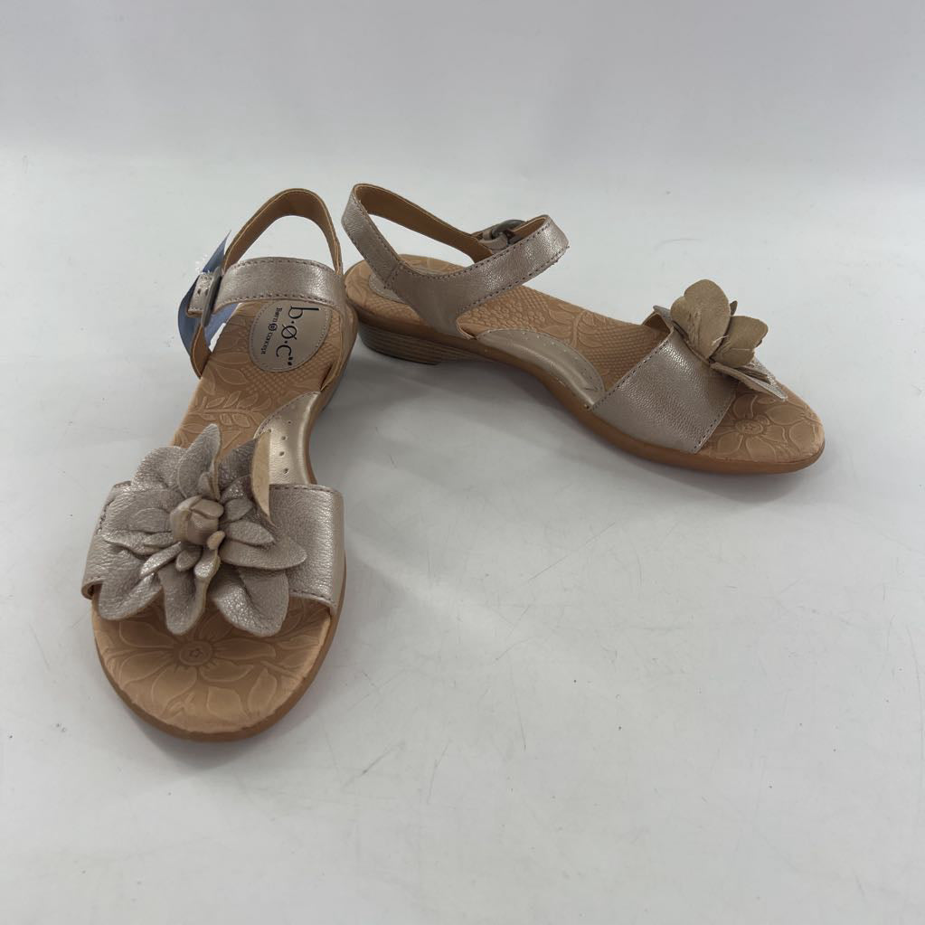 7 flower applique ankle strap sandals