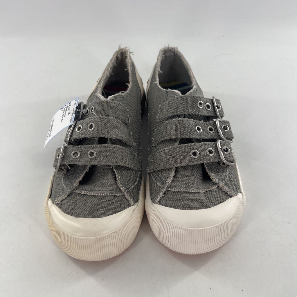 6 triple buckle sneakers