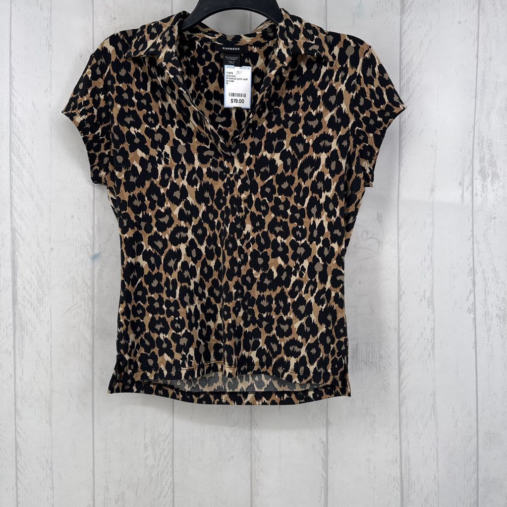 M animal print split neck s/s top