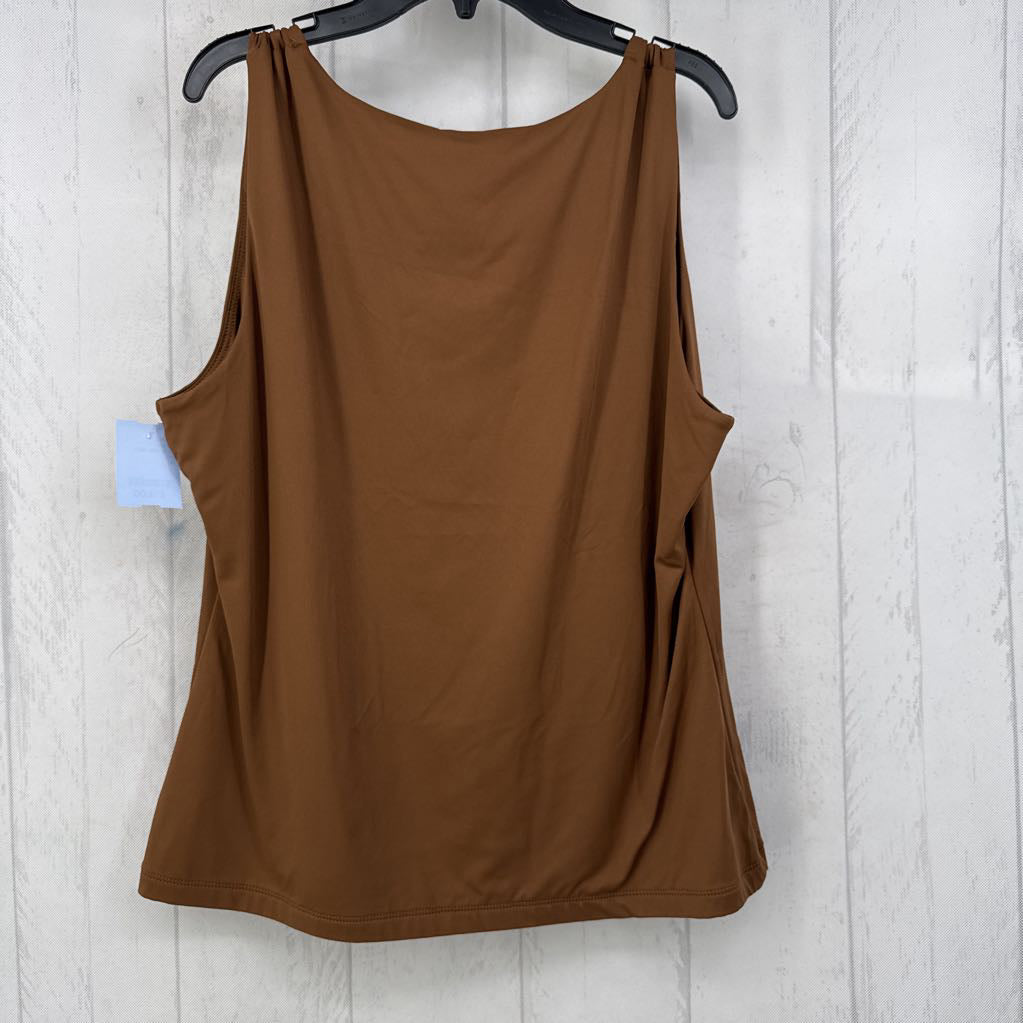 XL scoop neck tank