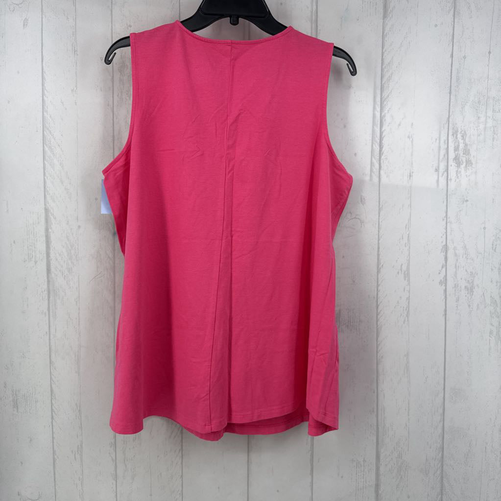 XL scoop neck tank