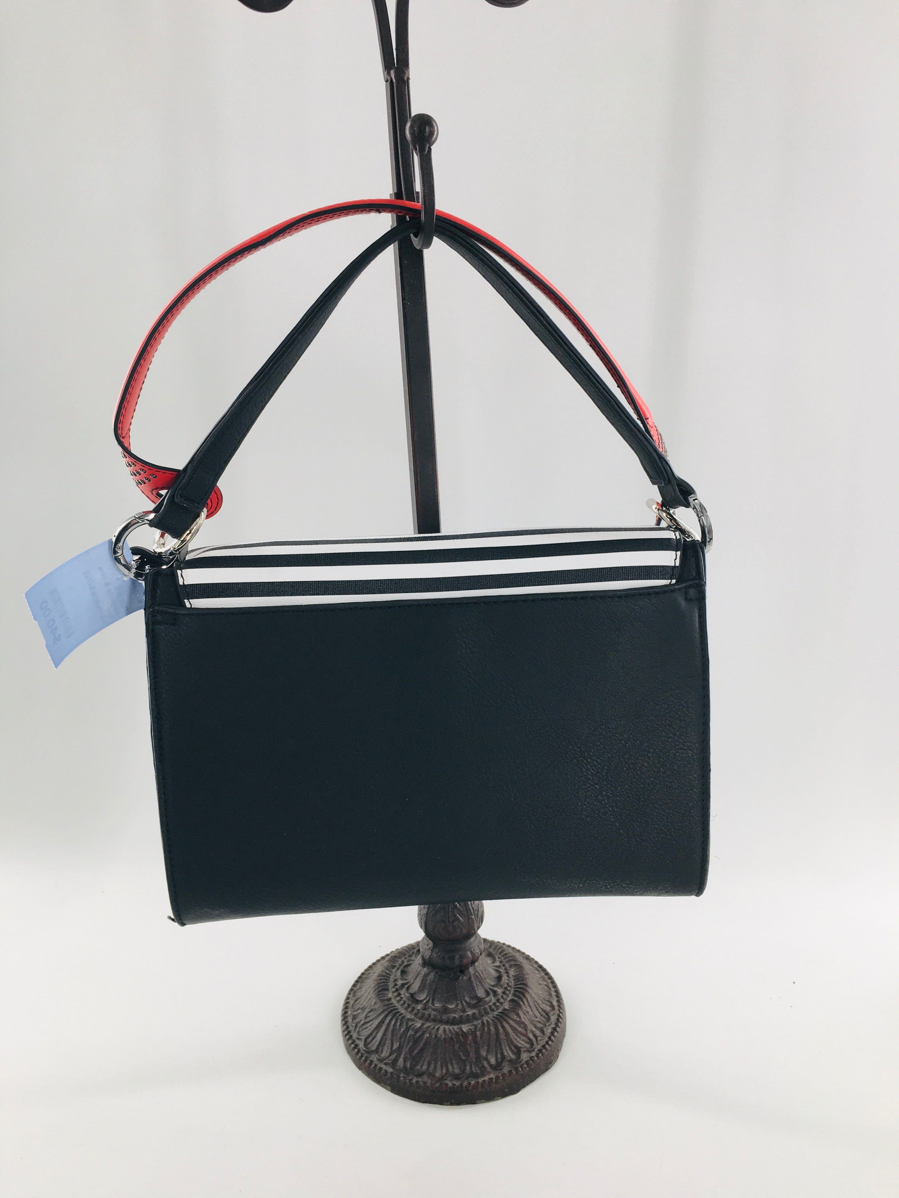 5pc interchangeable front flap/strap crossbody