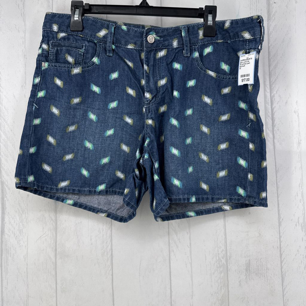 32 printed jean shorts
