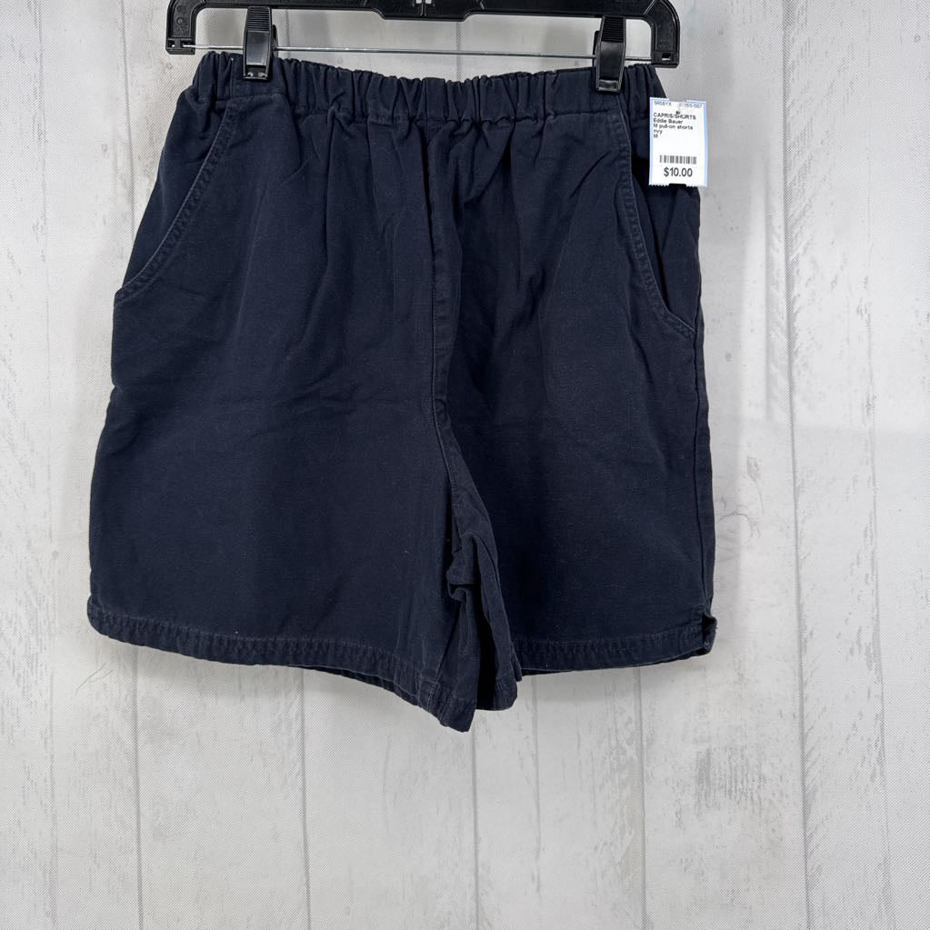 M pull-on shorts