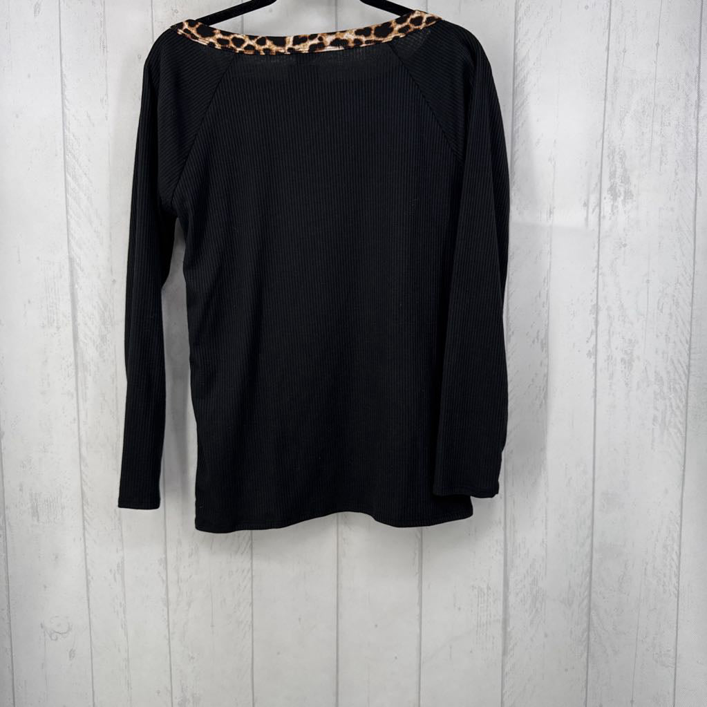 M ribbed w/ animal print bow l/s top
