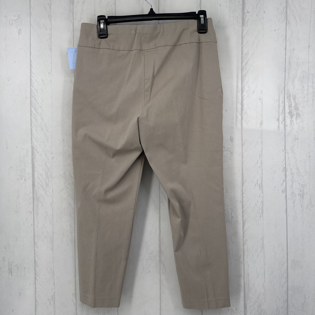 8 pull-on capris