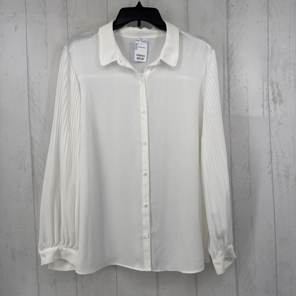 XXL button down pleated slv top l/s