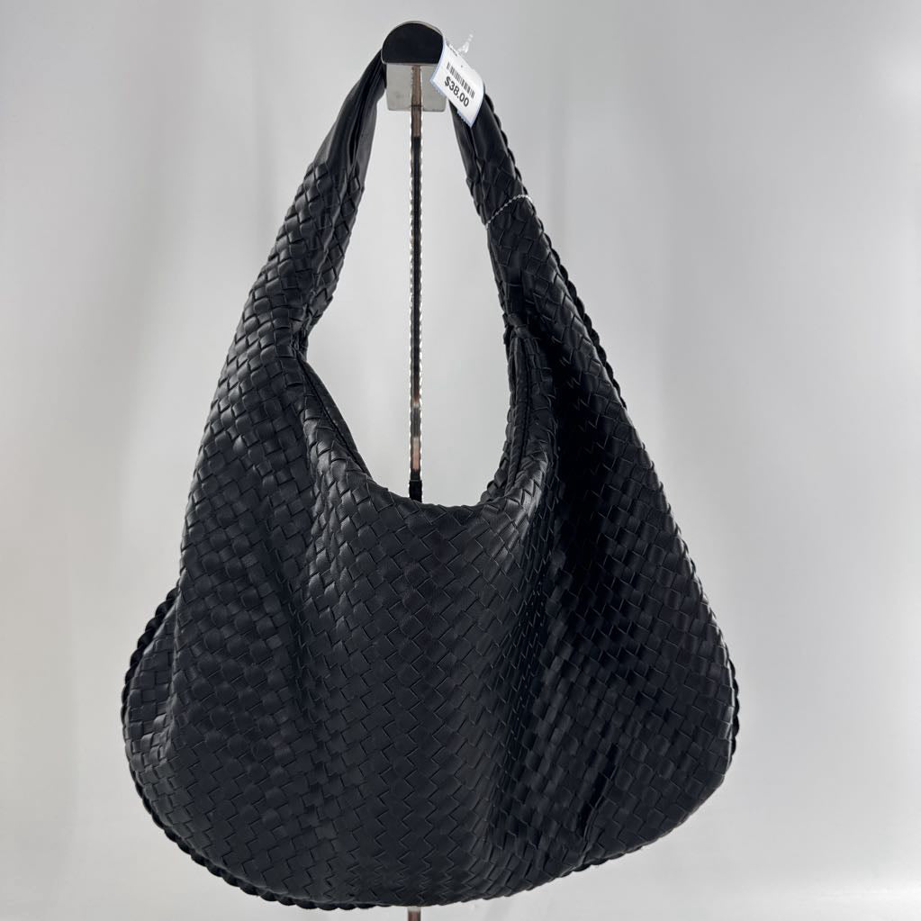 woven shoulder bag