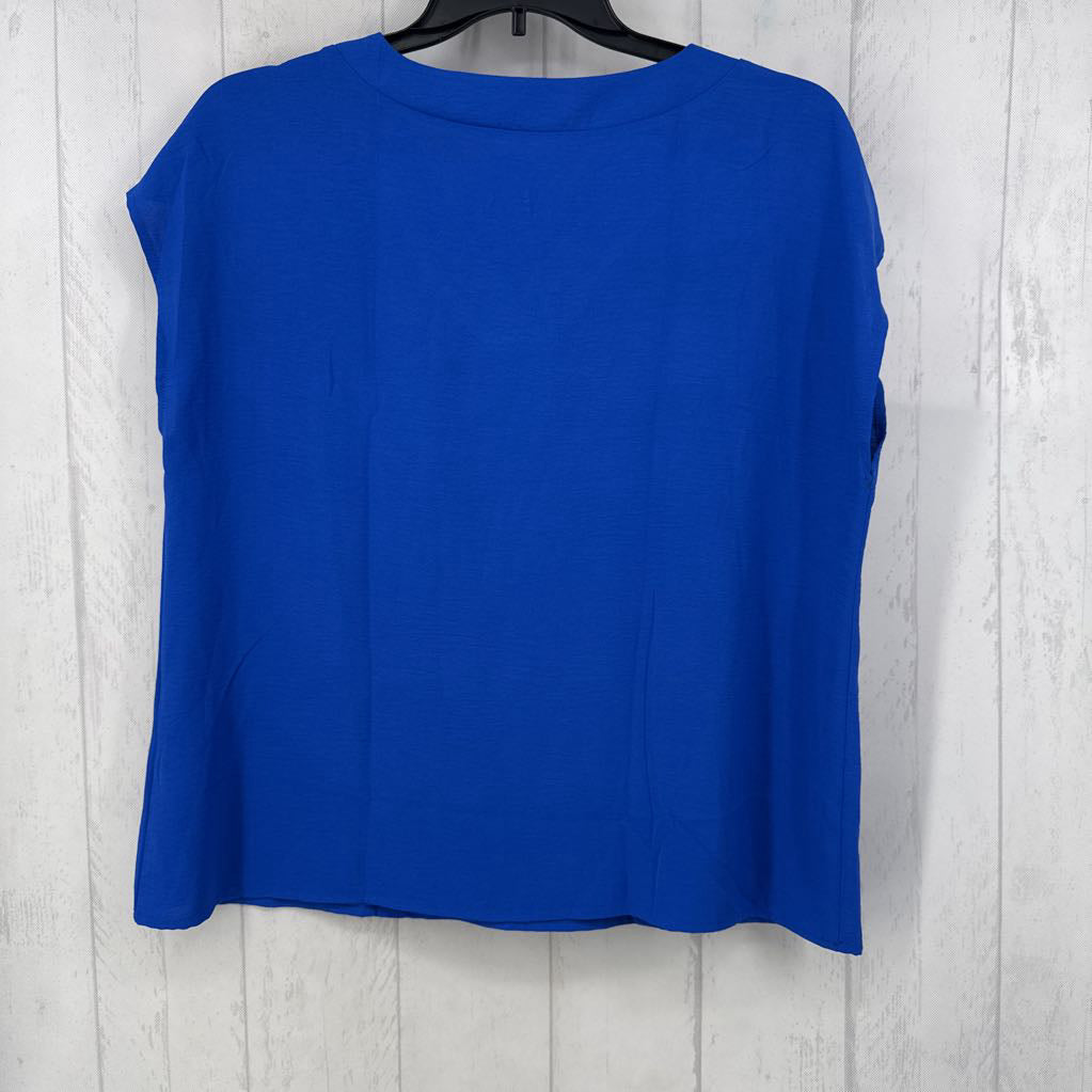 XL v-neck cap slv top