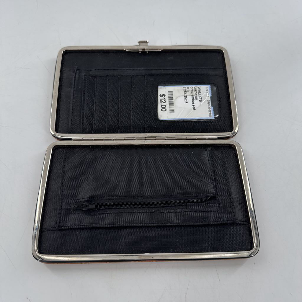 croc embossed clutch/wallet