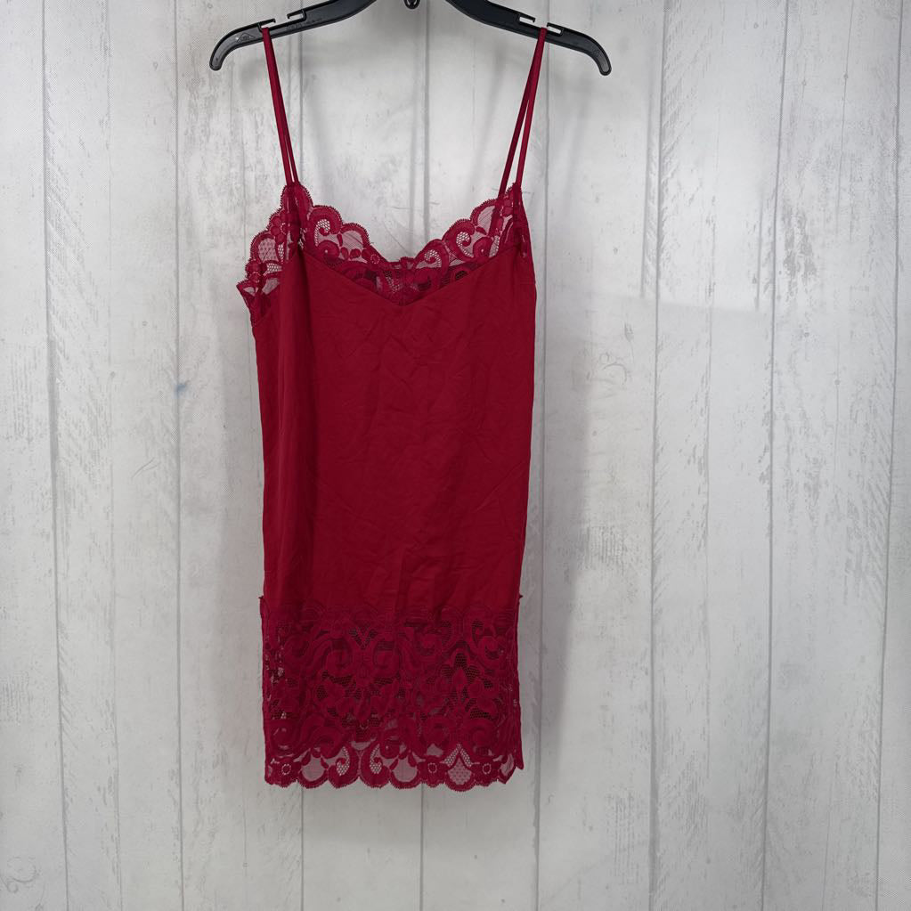 R39 M lace trim cami