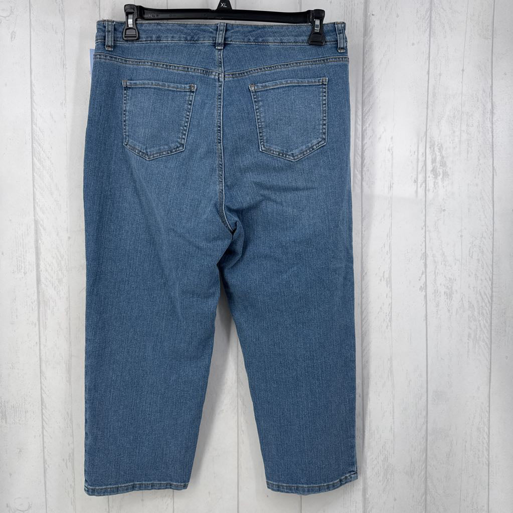 12 curvy fit denim caprsi