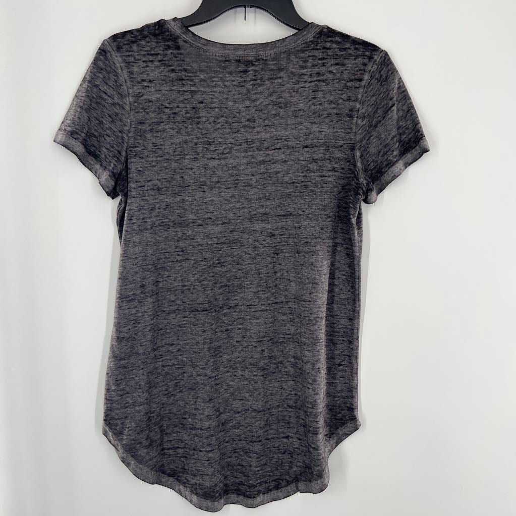 M graphic s/s tee-raised on dolly