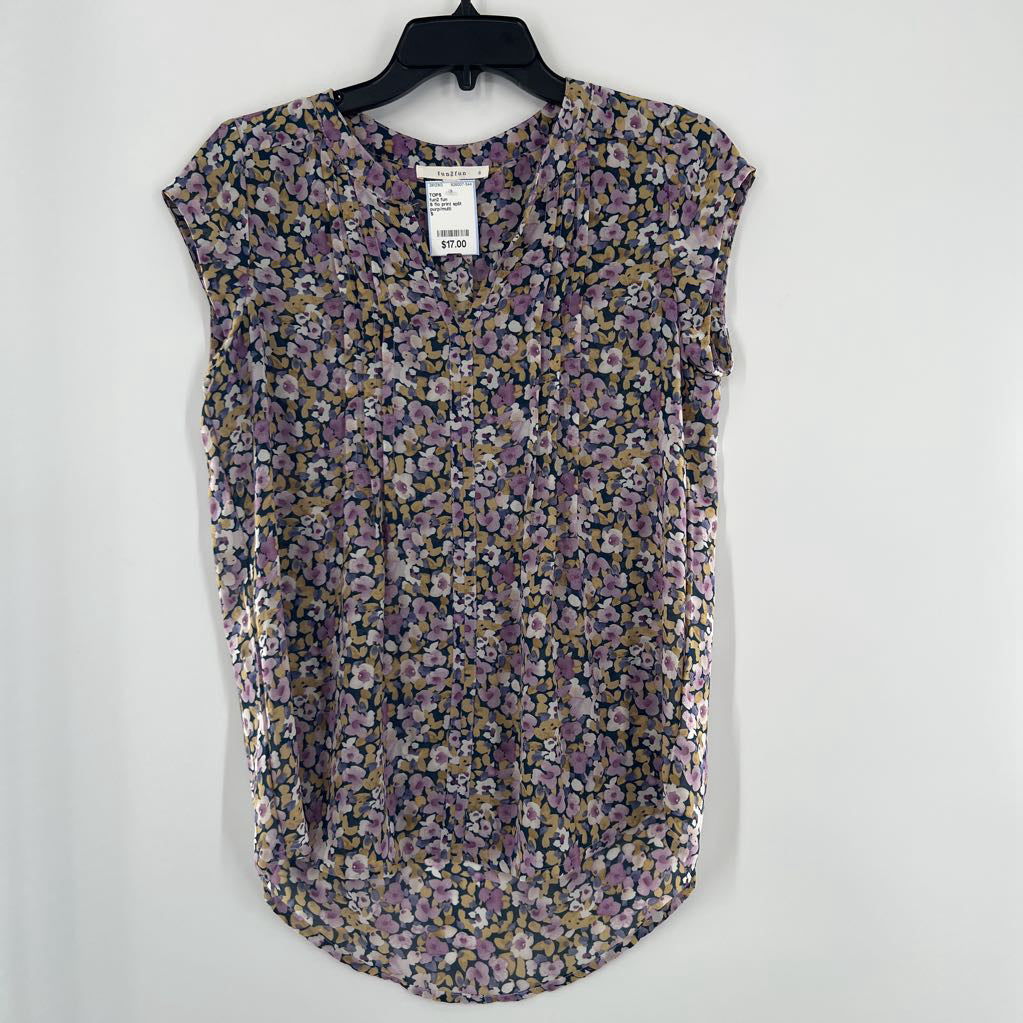 S flo print split neck slvls top