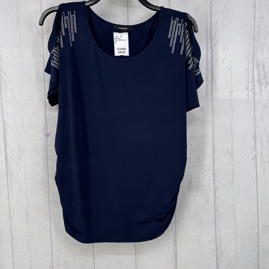 M embelished split slv top s/s