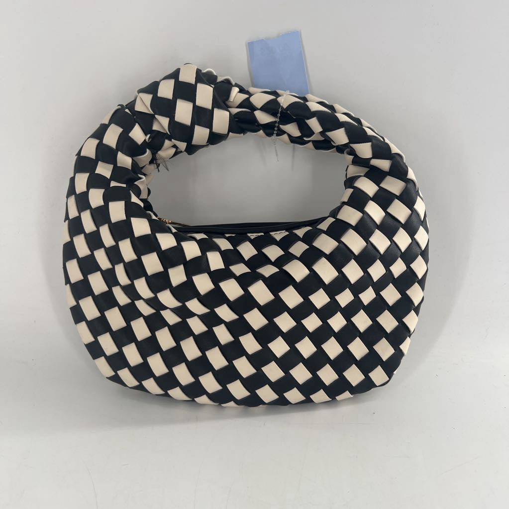 blk & wht checkered handbag