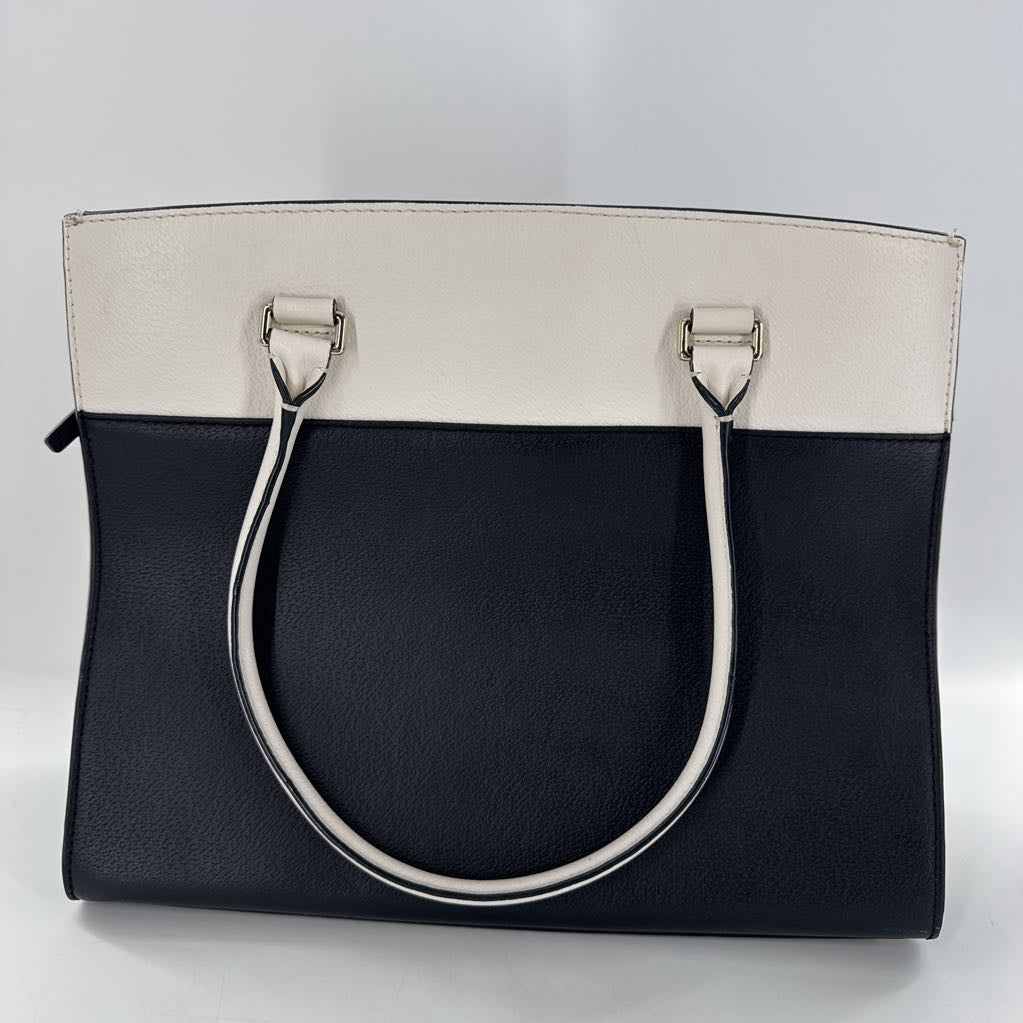 colorblock tote w/ zip pocket