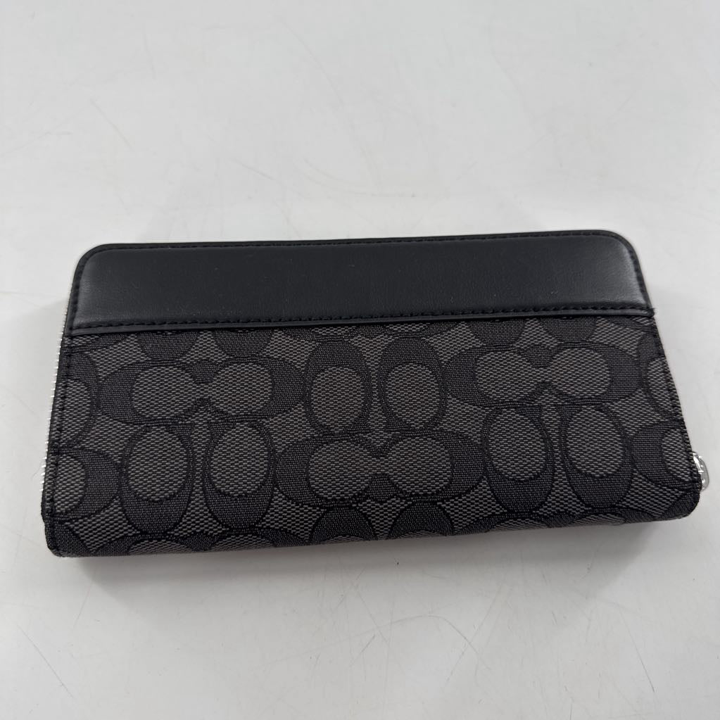 signature zip around wallet