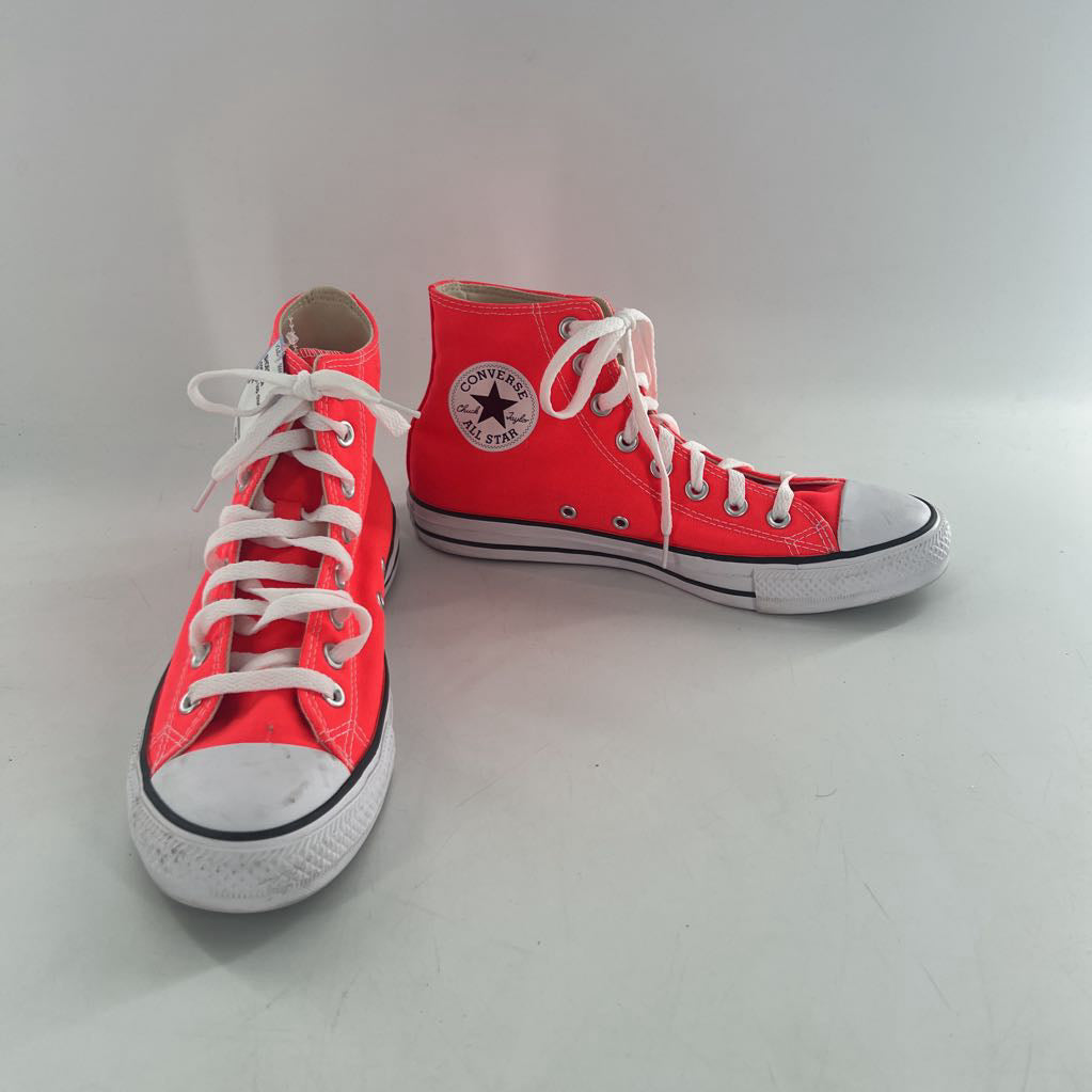 9 high top chuck taylors