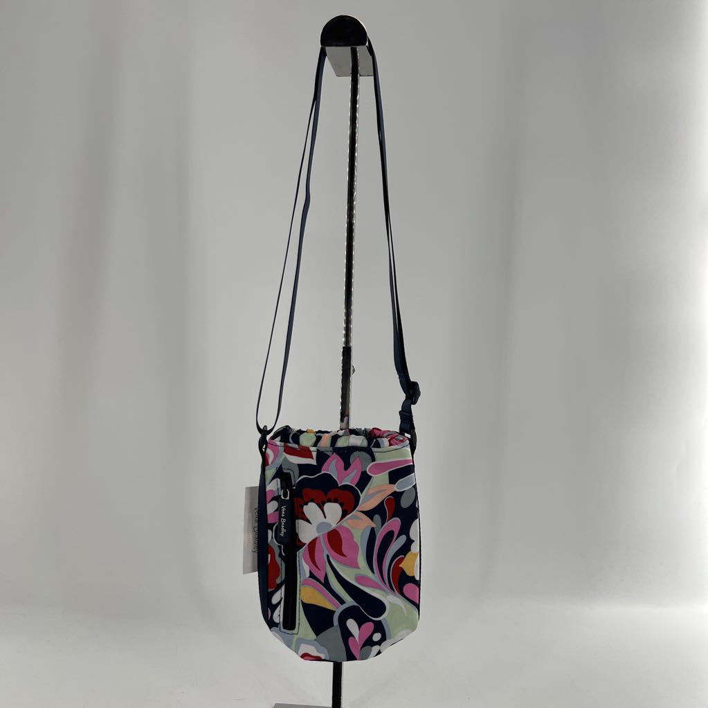 R29 water bottle crossbody