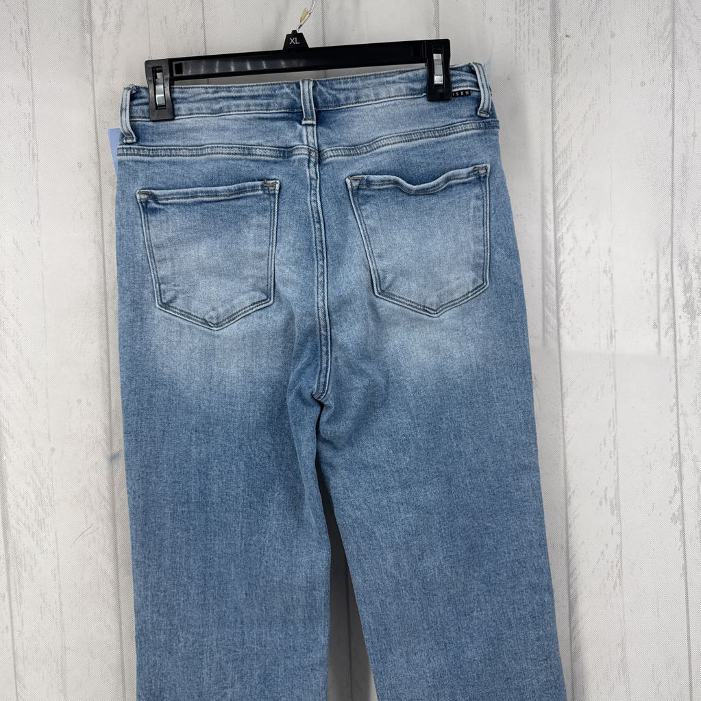 9 frayed jeans