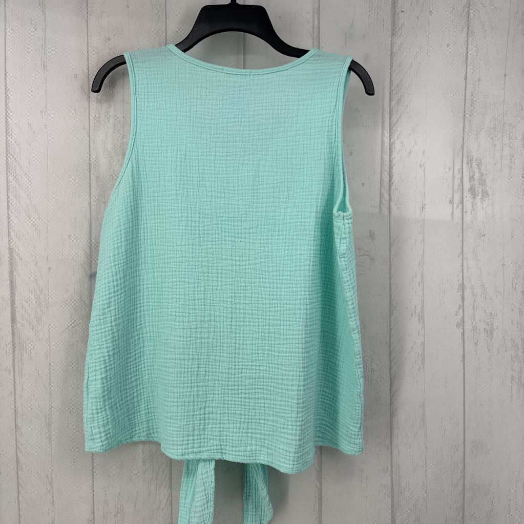 L knotted gauze tank