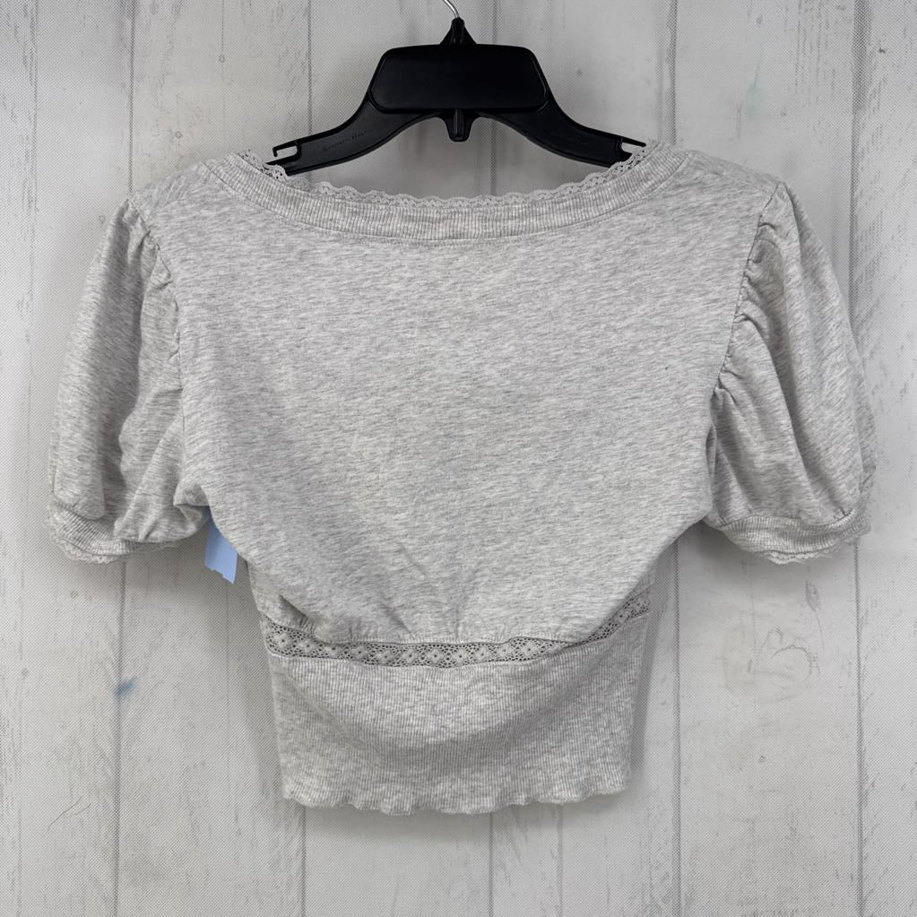 Cropped Lace Trim V-Neck T-shirt
