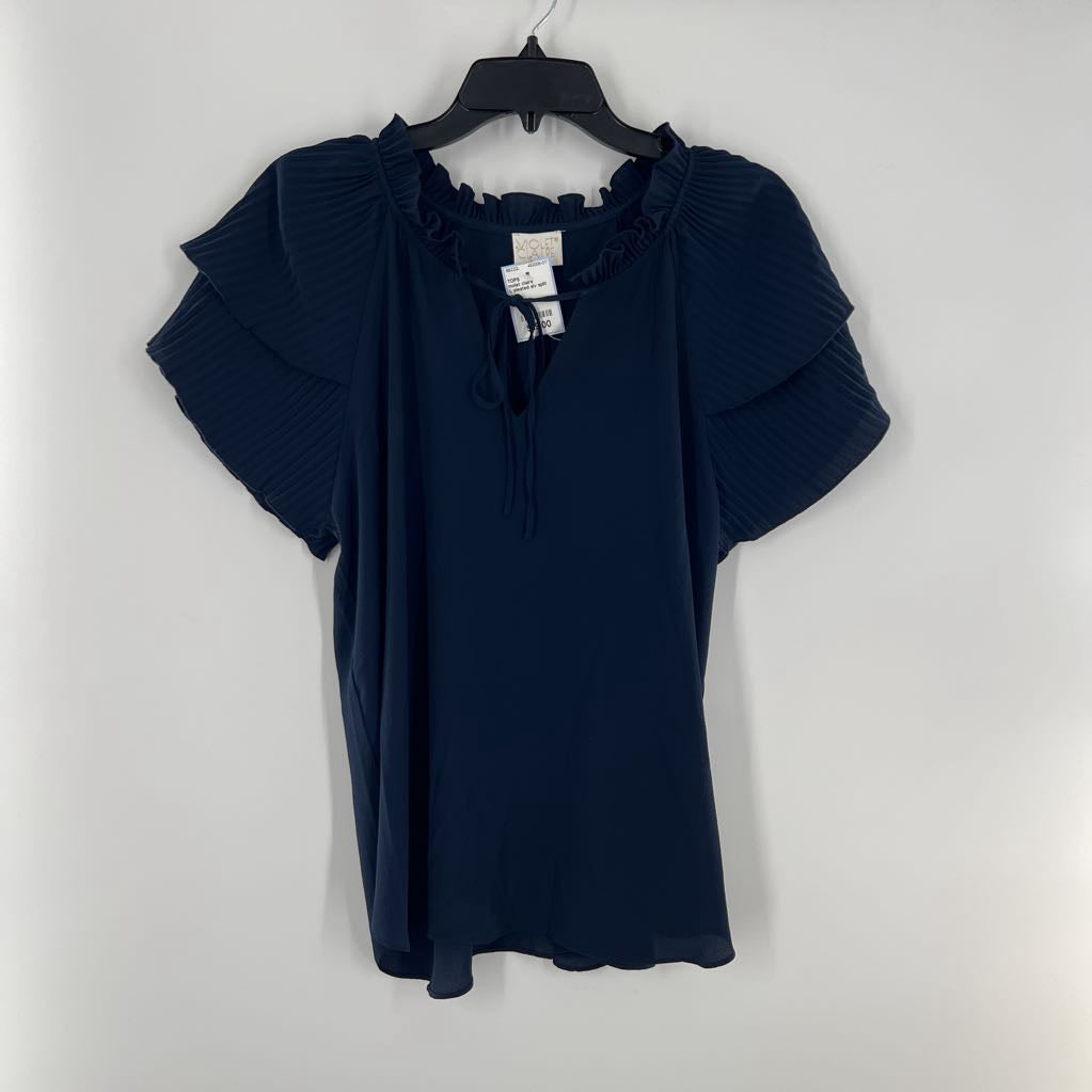 L pleated slv split neck top