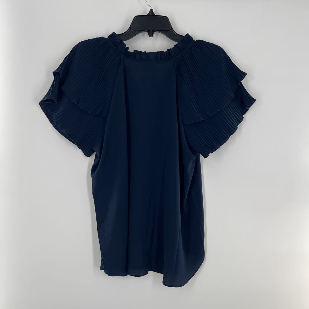 L pleated slv split neck top