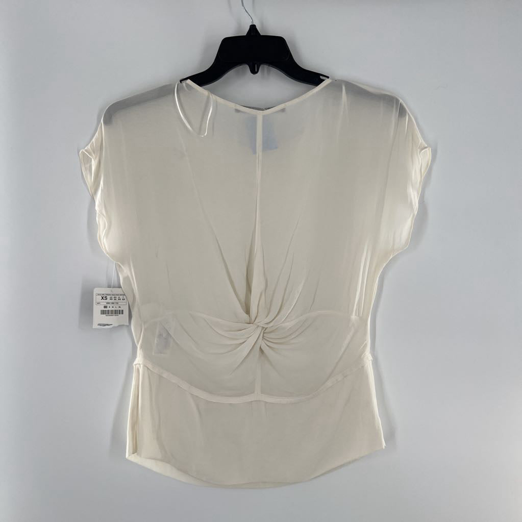 XS jewel neck cap slv top