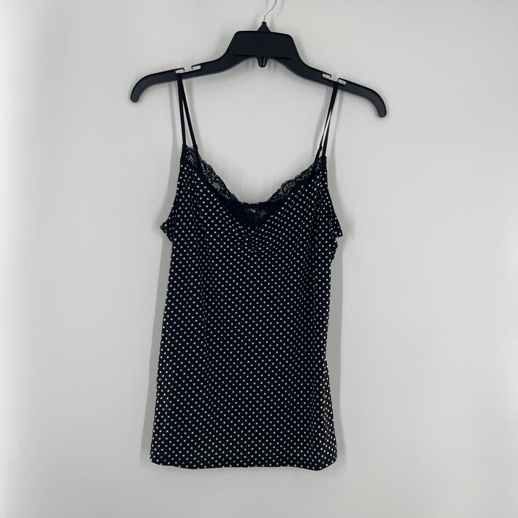 R39 L polka dot lace trim tank