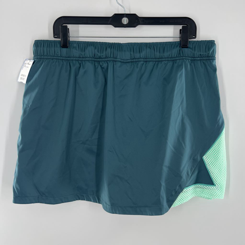 XL pull-on skort