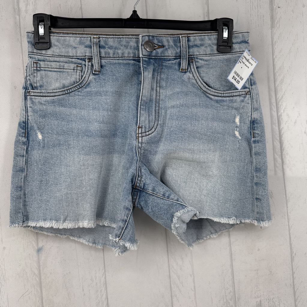 2 frayed shorts