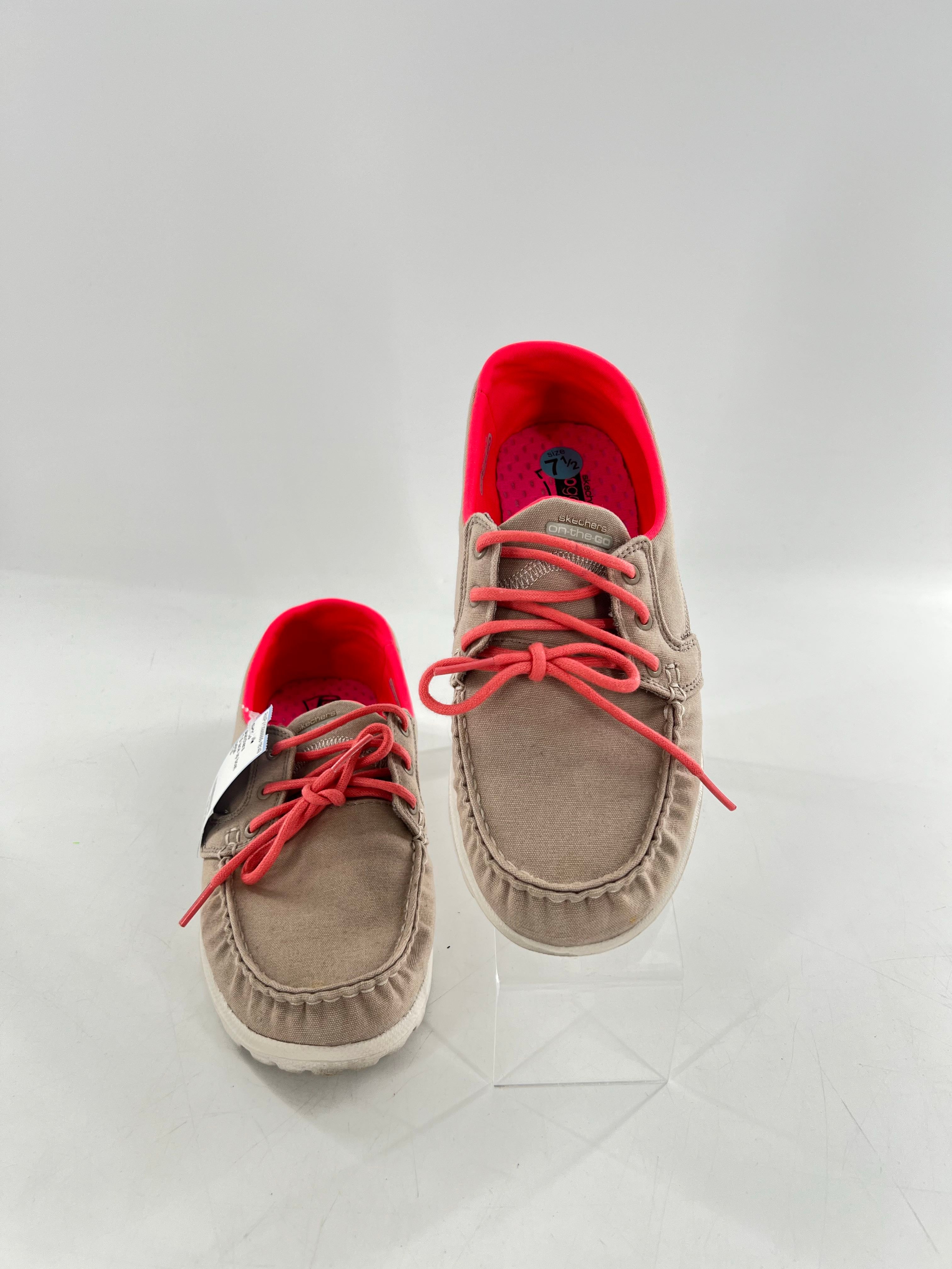 7.5 lace up boat shoes