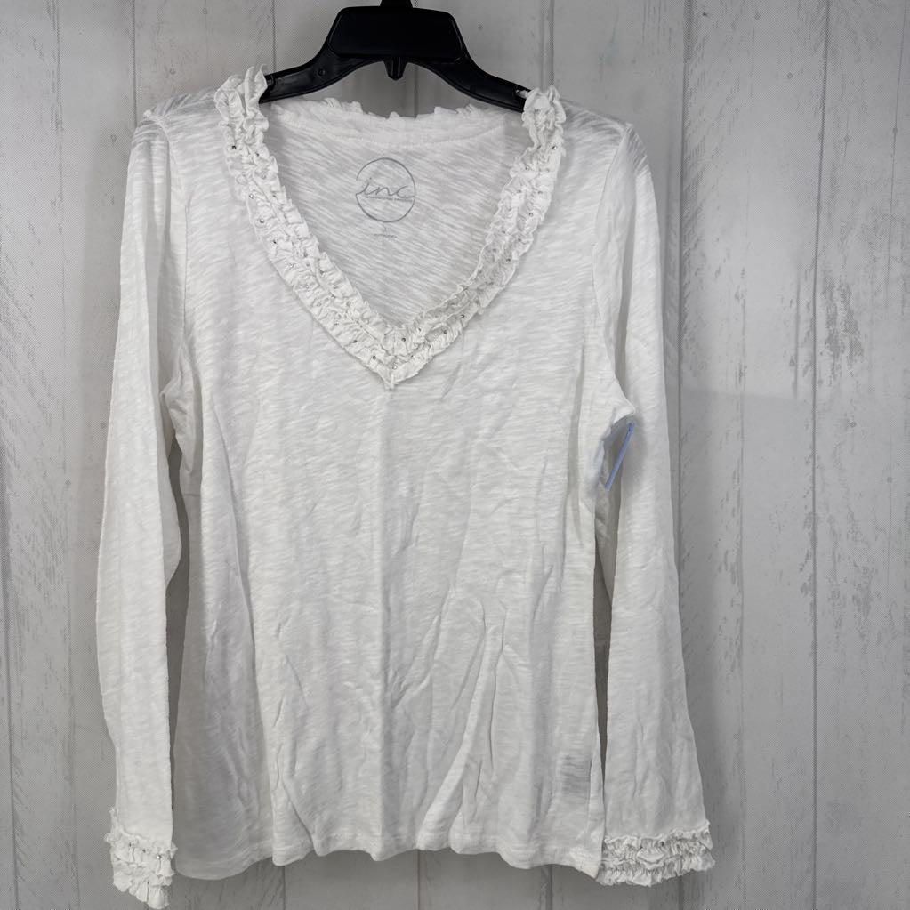 R40 L ruffled w/ rhinestones v-neck l/s top