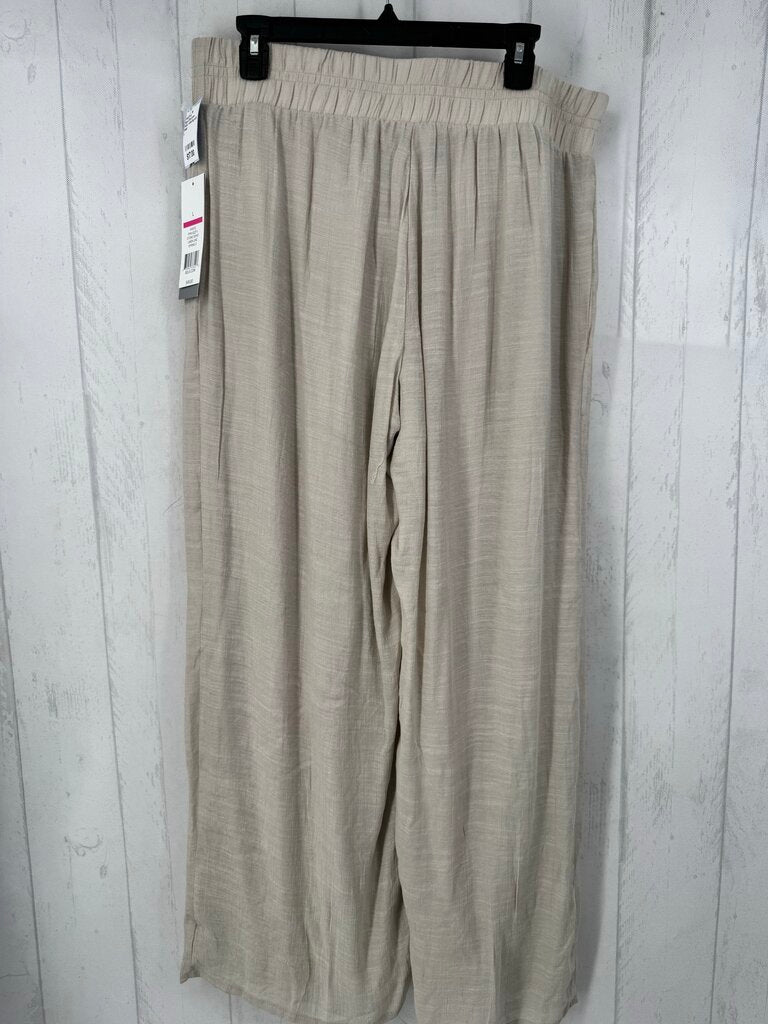 R49 L wide leg pull on pants