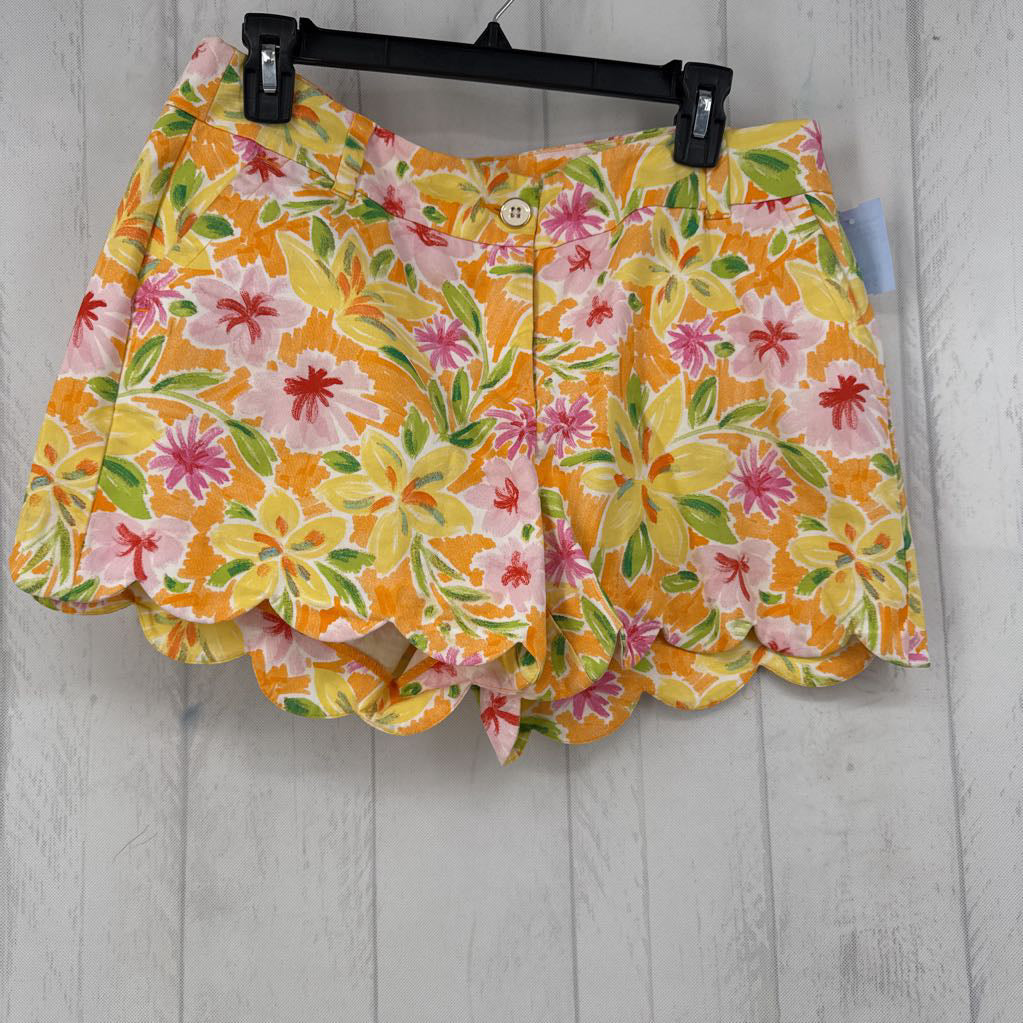 8 scalloped flo print shorts