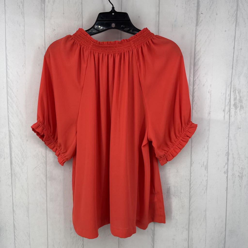 L smocked notch neck s/s top
