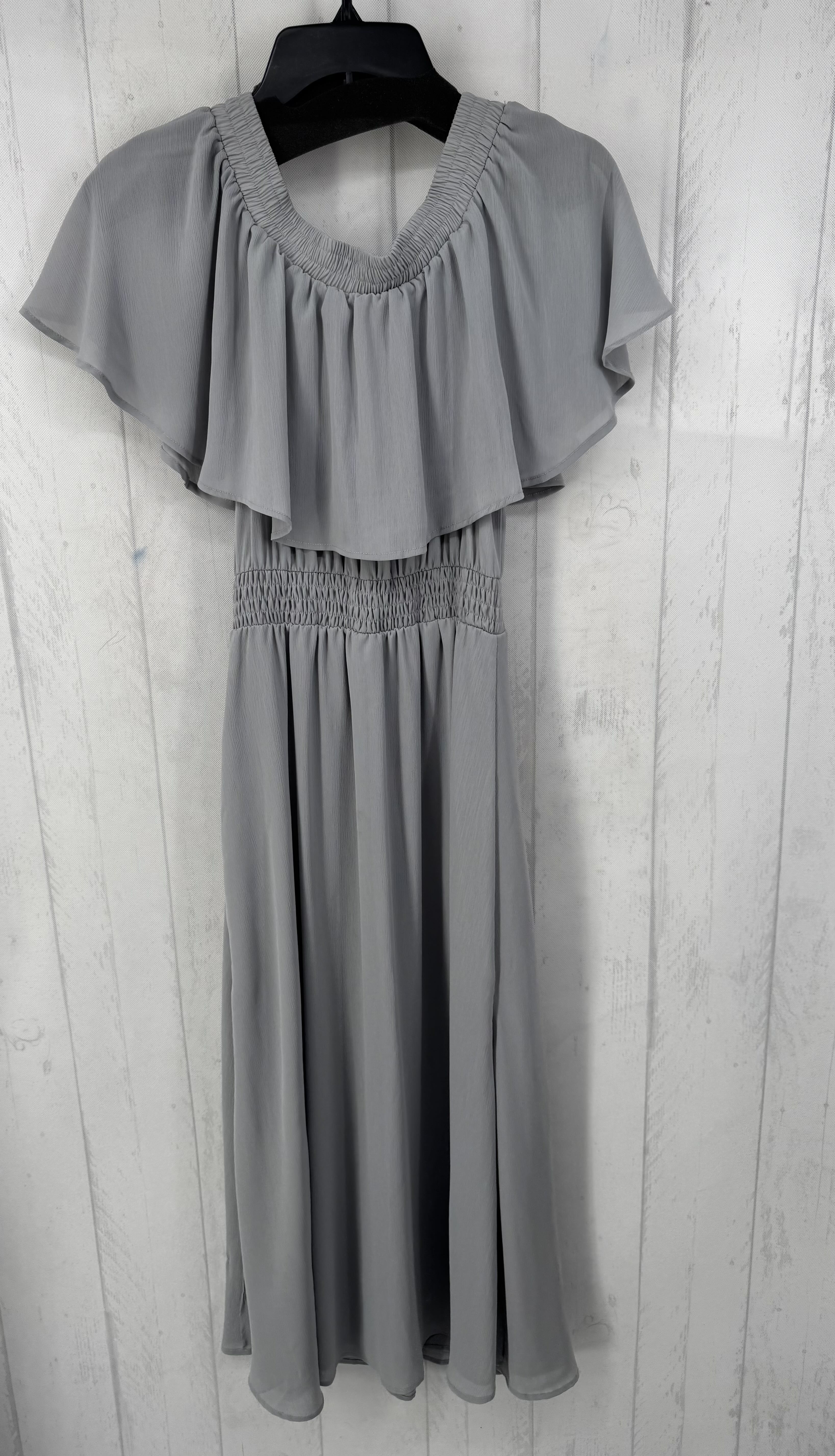 S ruffled tassel tie flowy maxi dress