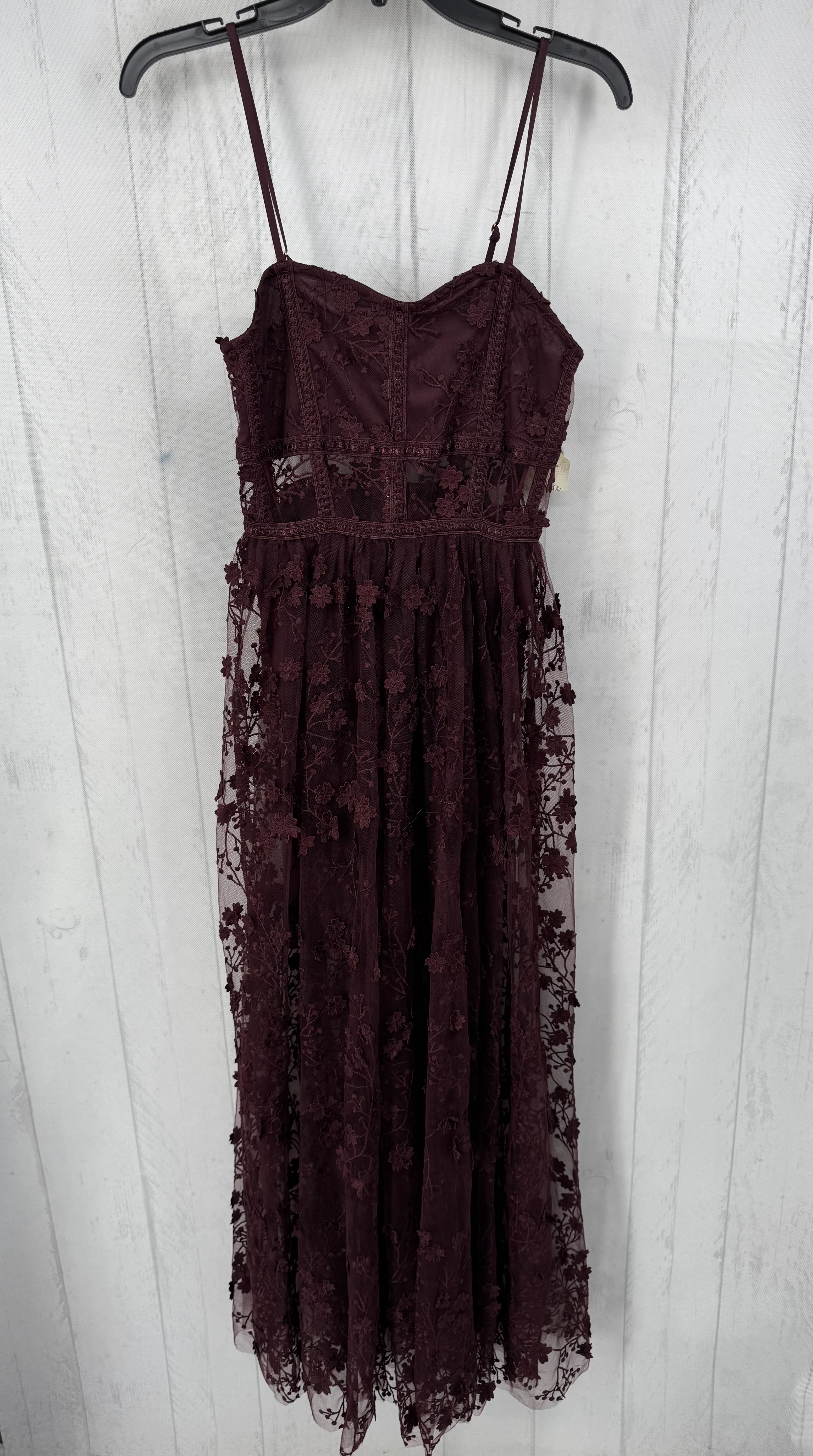 XS floral lace maxi dress w/ fitted bodice