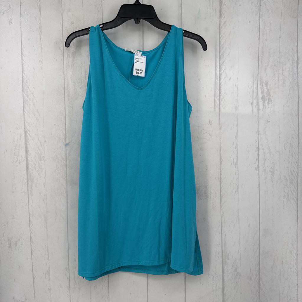 L v-neck hi-low flowy tank