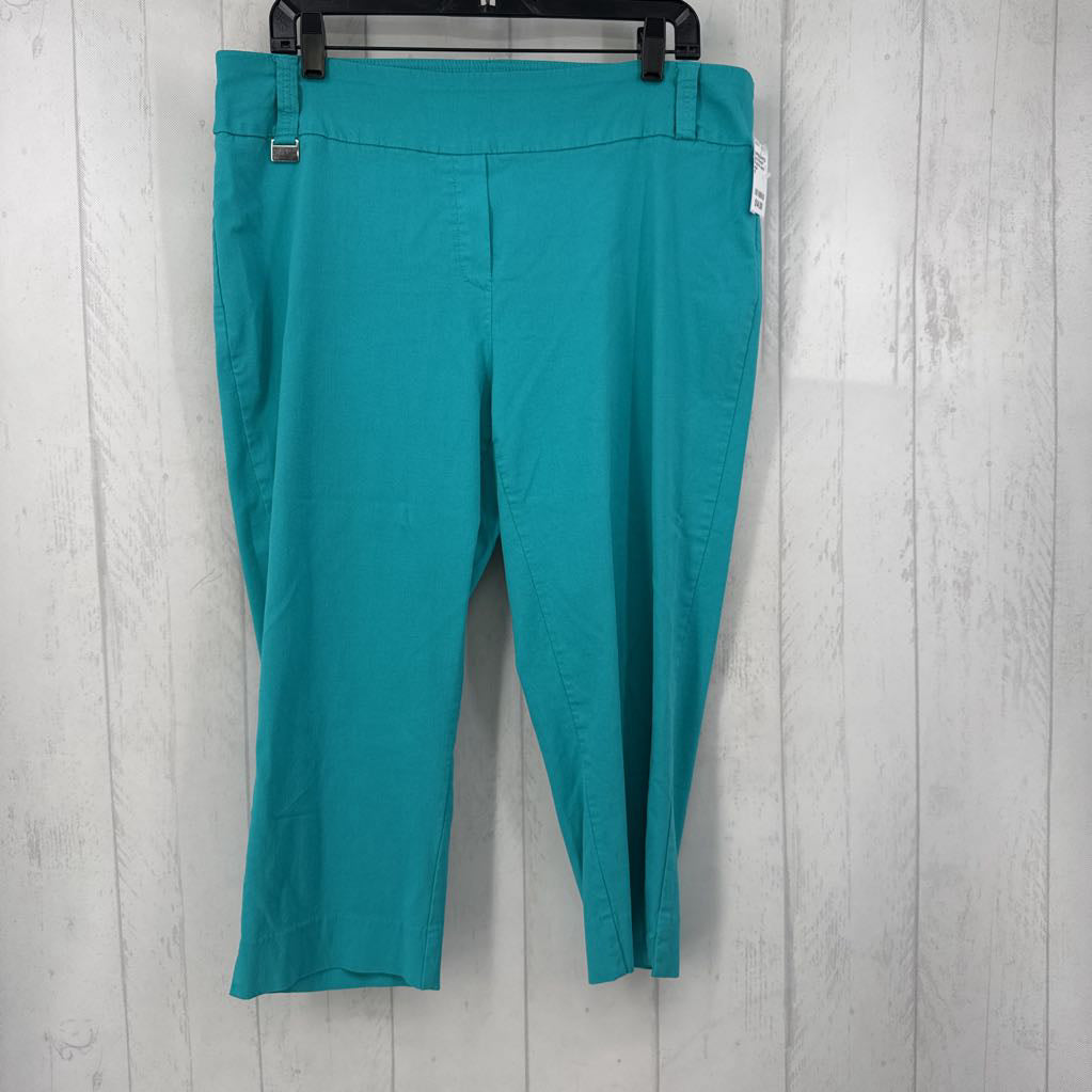 16 pull-on capris