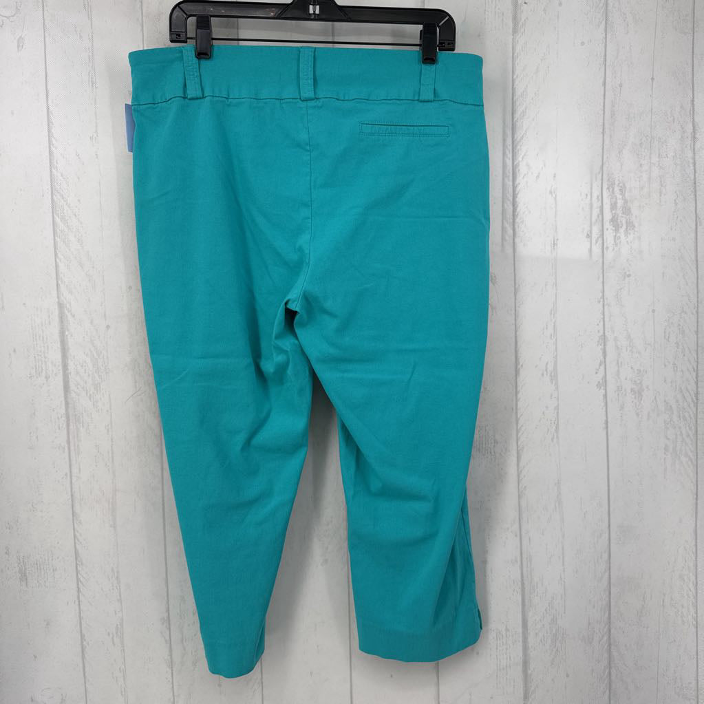 16 pull-on capris